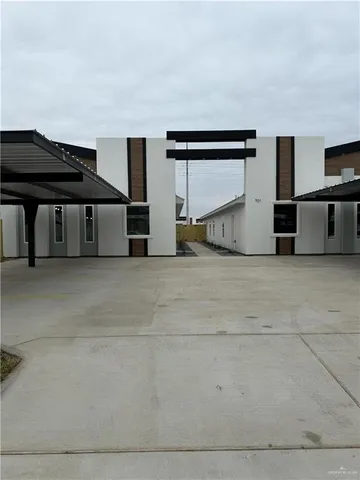 $1,350 | 701 North Alexandrite Avenue, Unit 1, Edinburg, TX 78541