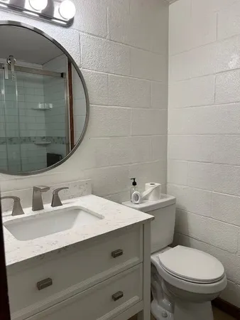 $1,750 | 633 North Commercial Street, Aransas Pass, TX 78336