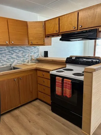 $1,750 | 633 North Commercial Street, Aransas Pass, TX 78336