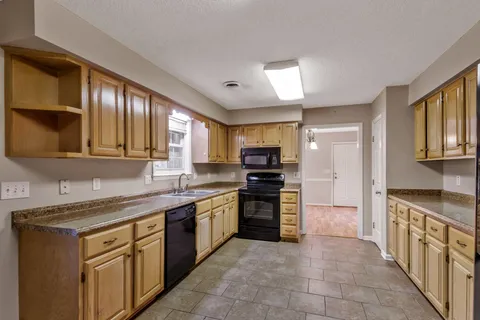 $450,000 | 107 Smotherman Court, Murfreesboro, TN 37129