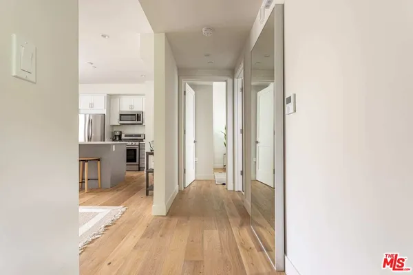 $4,575 | 3726 Kelton Avenue, Unit 102, Los Angeles, CA 90034