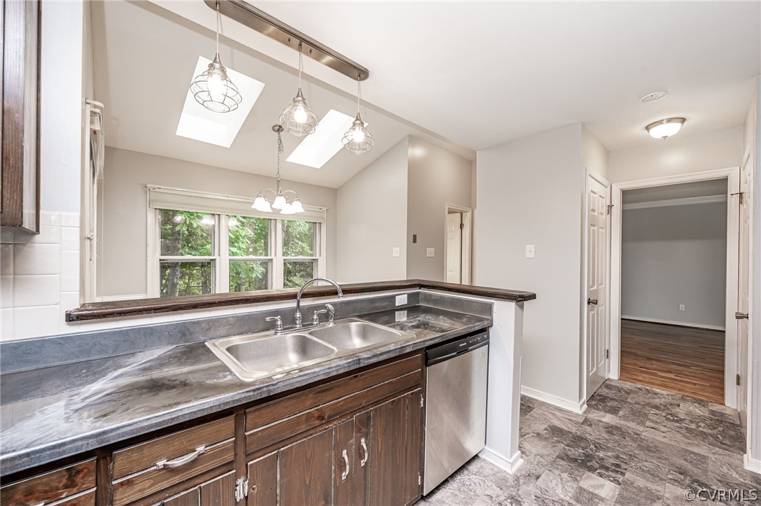 6114 Duck Cove Road Midlothian, VA 23112 - Photo 13 of 24 Gallery Image 13