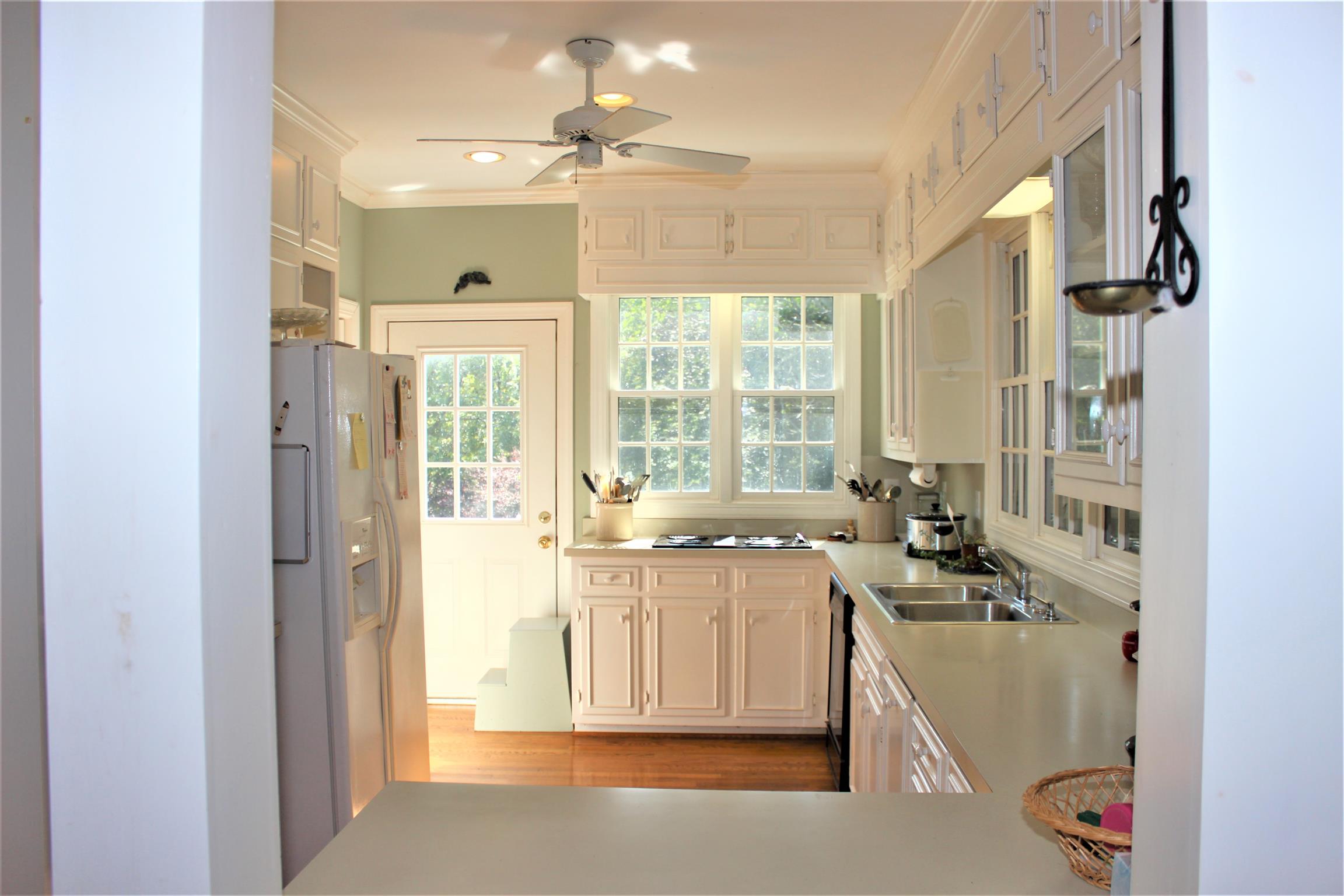 1121 Bugscuffle Road Wartrace, TN 37183 - Photo 5 of 30