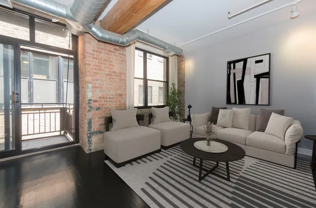 $2,400 | 520 West Huron Street, Unit 204, Chicago, IL 60654