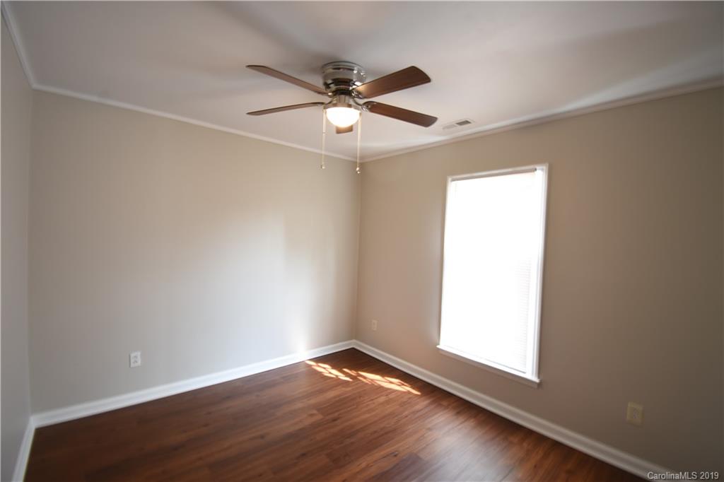 8724 Stoneface Road Charlotte, NC 28214 - Photo 10 of 23 Gallery Image 10