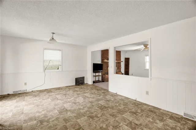 $289,000 | 5218 Muirfield Drive, Lexington, NC 27295