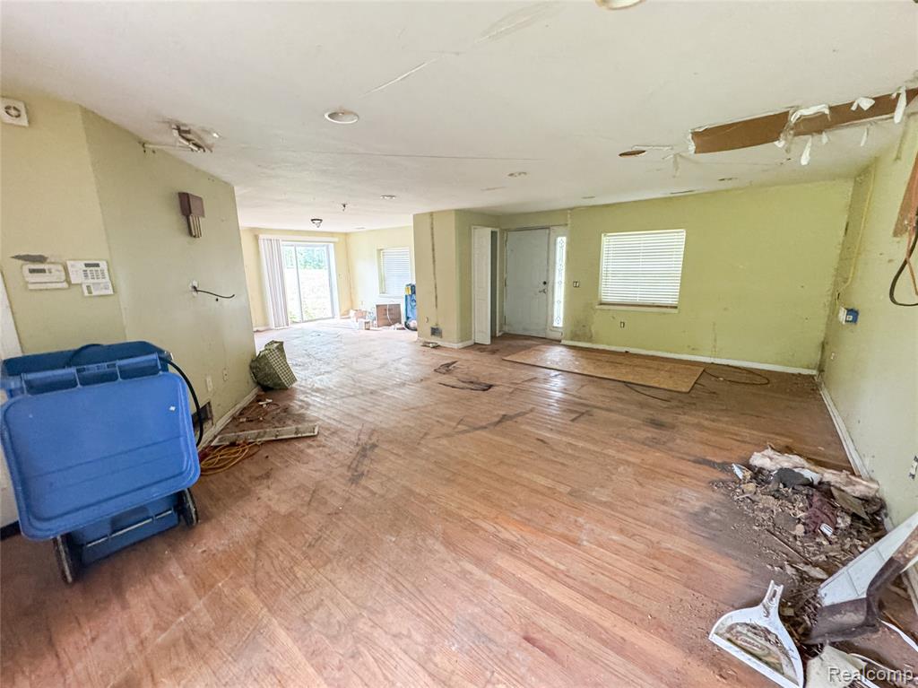 7889 Chilson Road Pinckney, MI 48169 - Photo 5 of 14