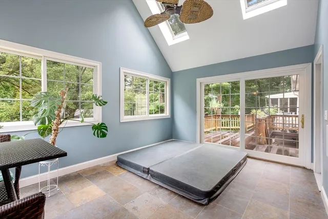 $1,049,900 | 495 Grafton Street, Shrewsbury, MA 01545