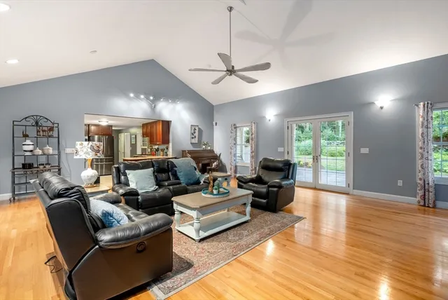 $1,049,900 | 495 Grafton Street, Shrewsbury, MA 01545