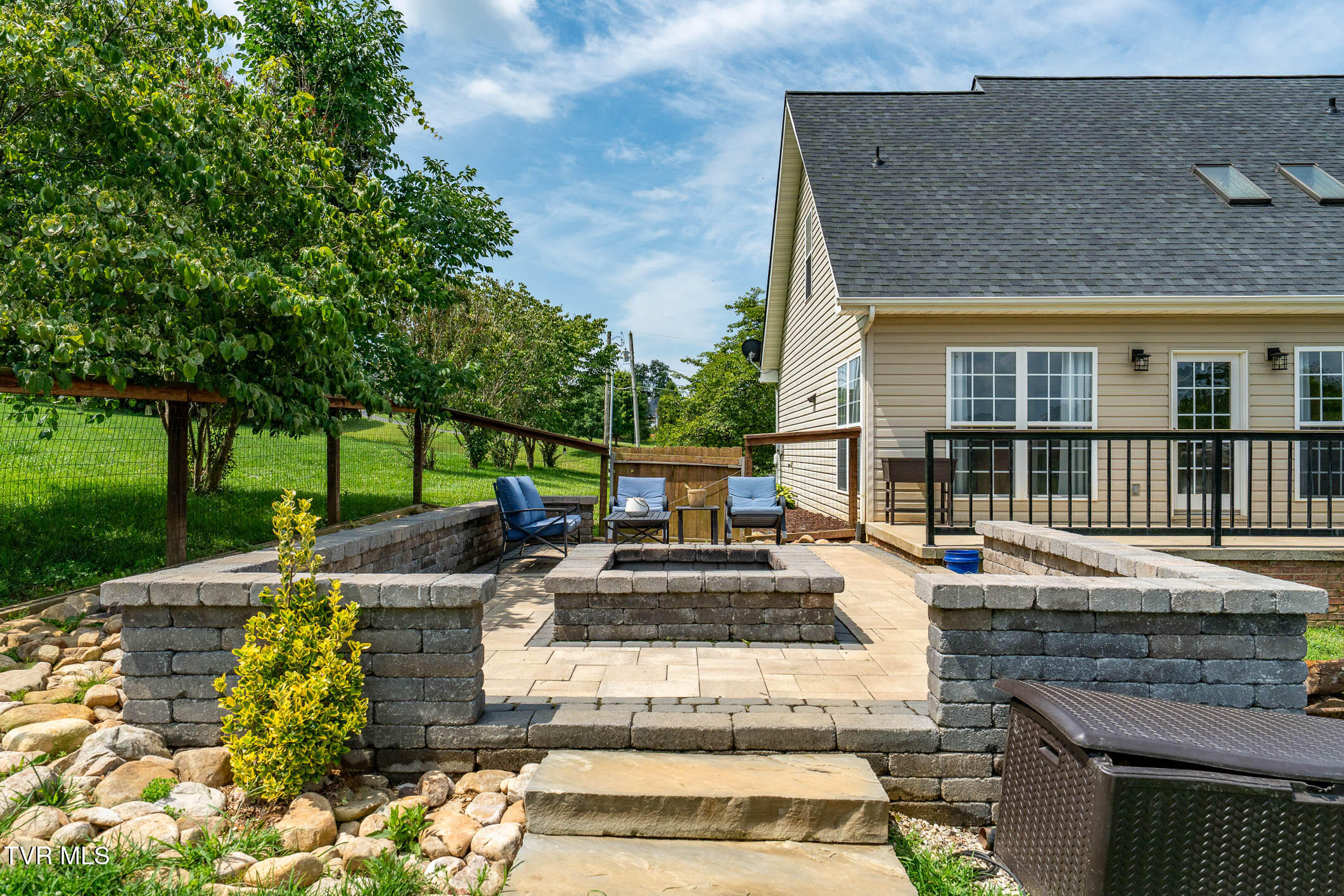 264 Hales Road Jonesborough, TN 37659 - Photo 11 of 86 264 Hales Rd (30 of 86)