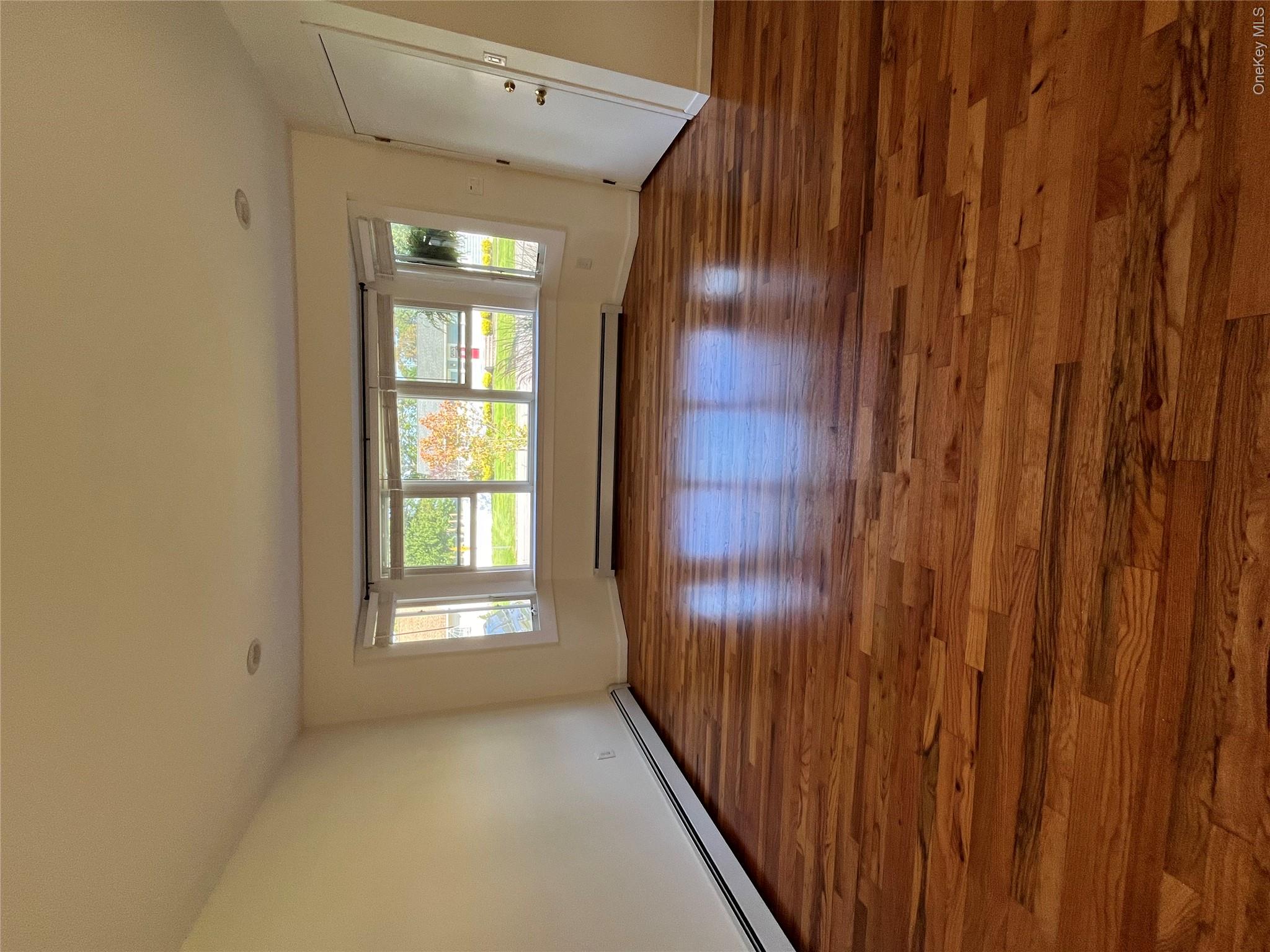 338 Carnation Road West Islip, NY 11795 - Photo 14 of 18