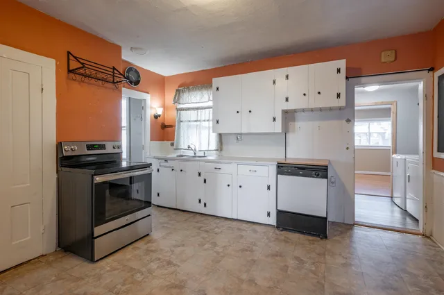 $409,900 | 5 Merrimack Street, Nashua, NH 03064