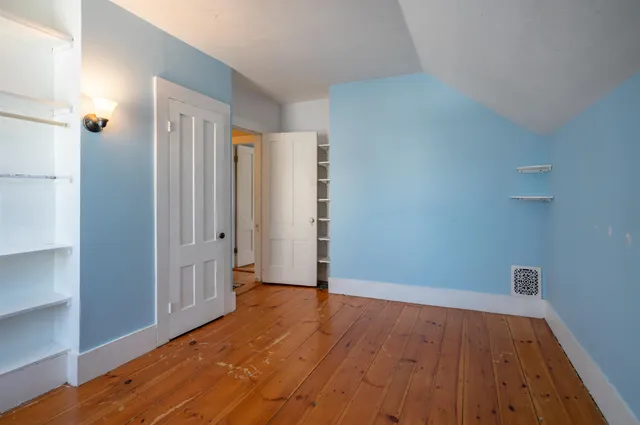 $409,900 | 5 Merrimack Street, Nashua, NH 03064