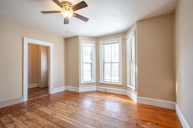 $409,900 | 5 Merrimack Street, Nashua, NH 03064