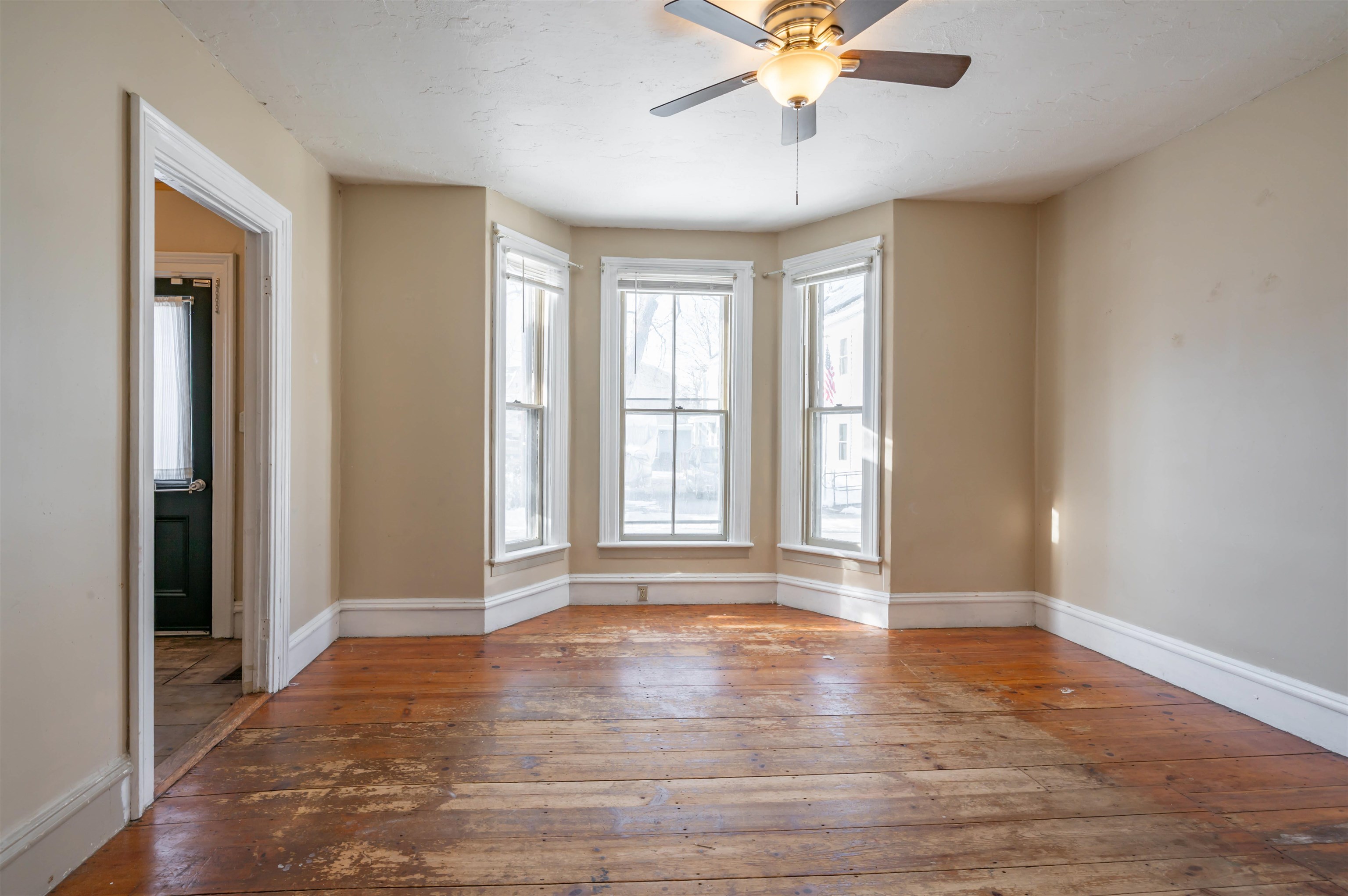 5 Merrimack Street Nashua, NH 03064 - Photo 7 of 51