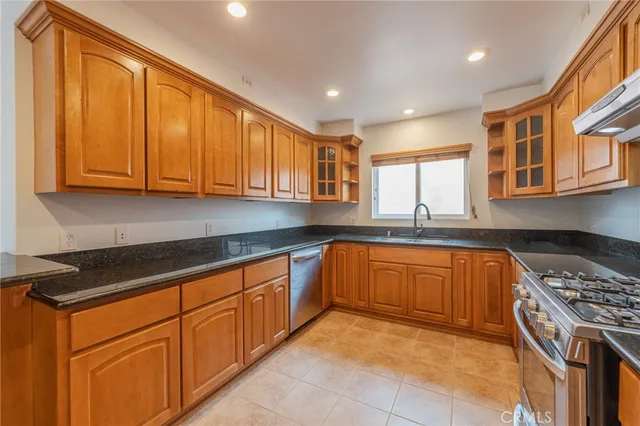 $1,249,000 | 18405 Delia Avenue, Torrance, CA 90504