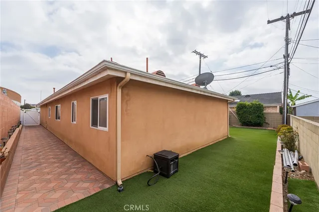 $1,249,000 | 18405 Delia Avenue, Torrance, CA 90504