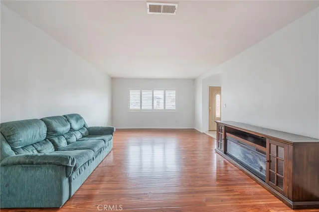 $1,249,000 | 18405 Delia Avenue, Torrance, CA 90504