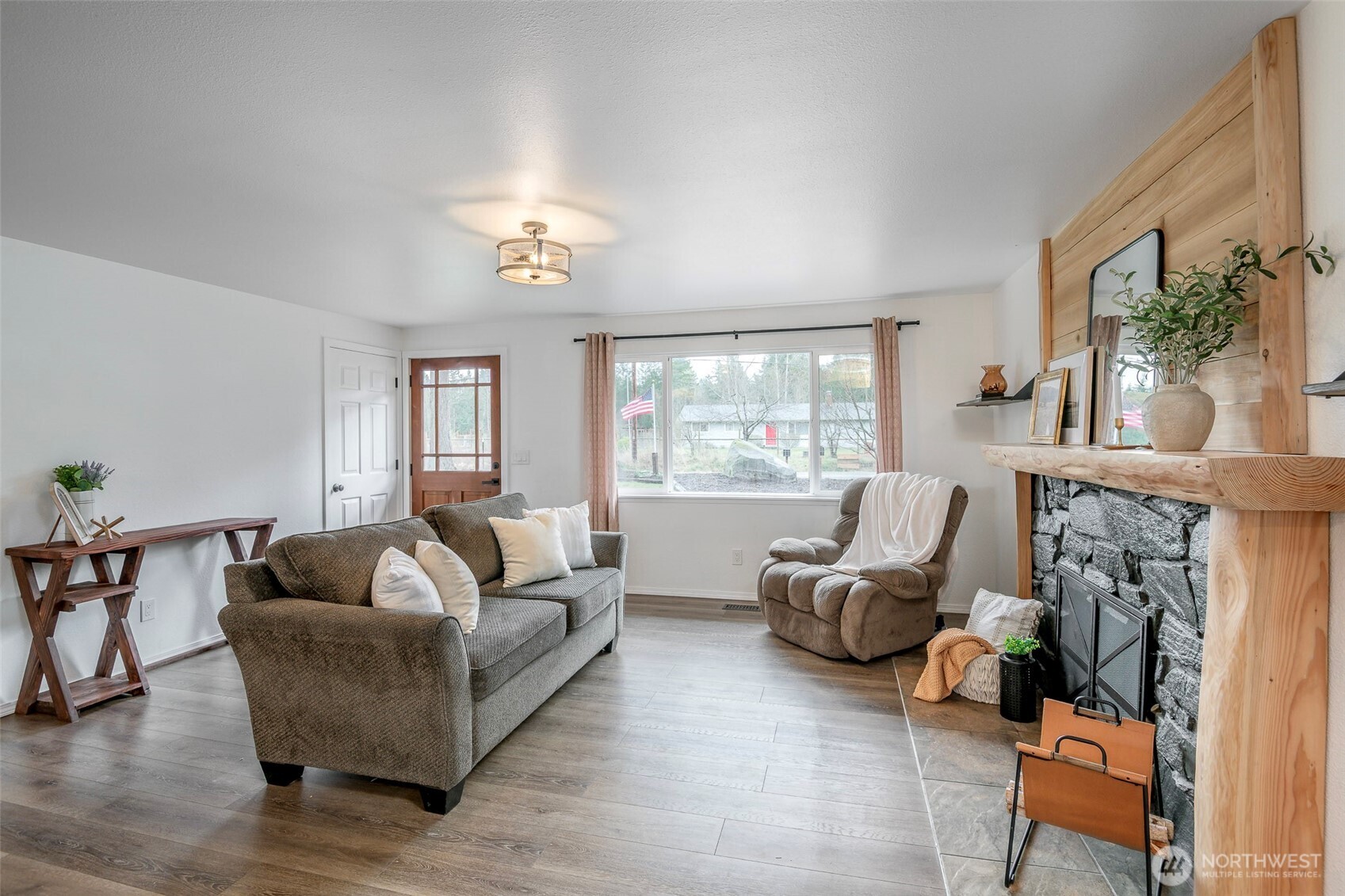 33214 Locke Road Roy, WA 98580 - Photo 4 of 28 Gallery Image 4