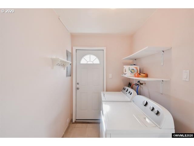 1505 Southwest Maple Street Albany, OR 97321 - Photo 15 of 32 Gallery Image 15