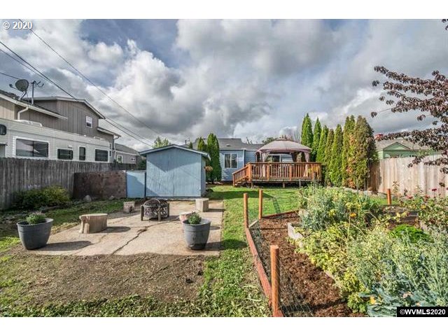 1505 Southwest Maple Street Albany, OR 97321 - Photo 24 of 32 Gallery Image 24