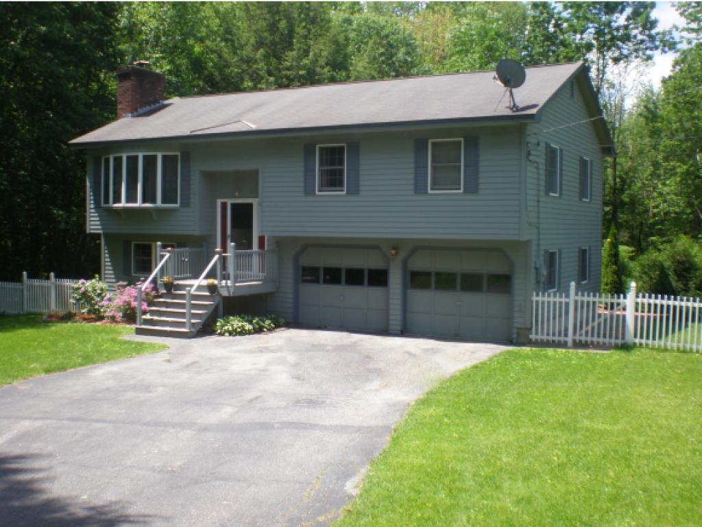 57 Tanager Road Goffstown, NH 03045 - Photo 2 of 31