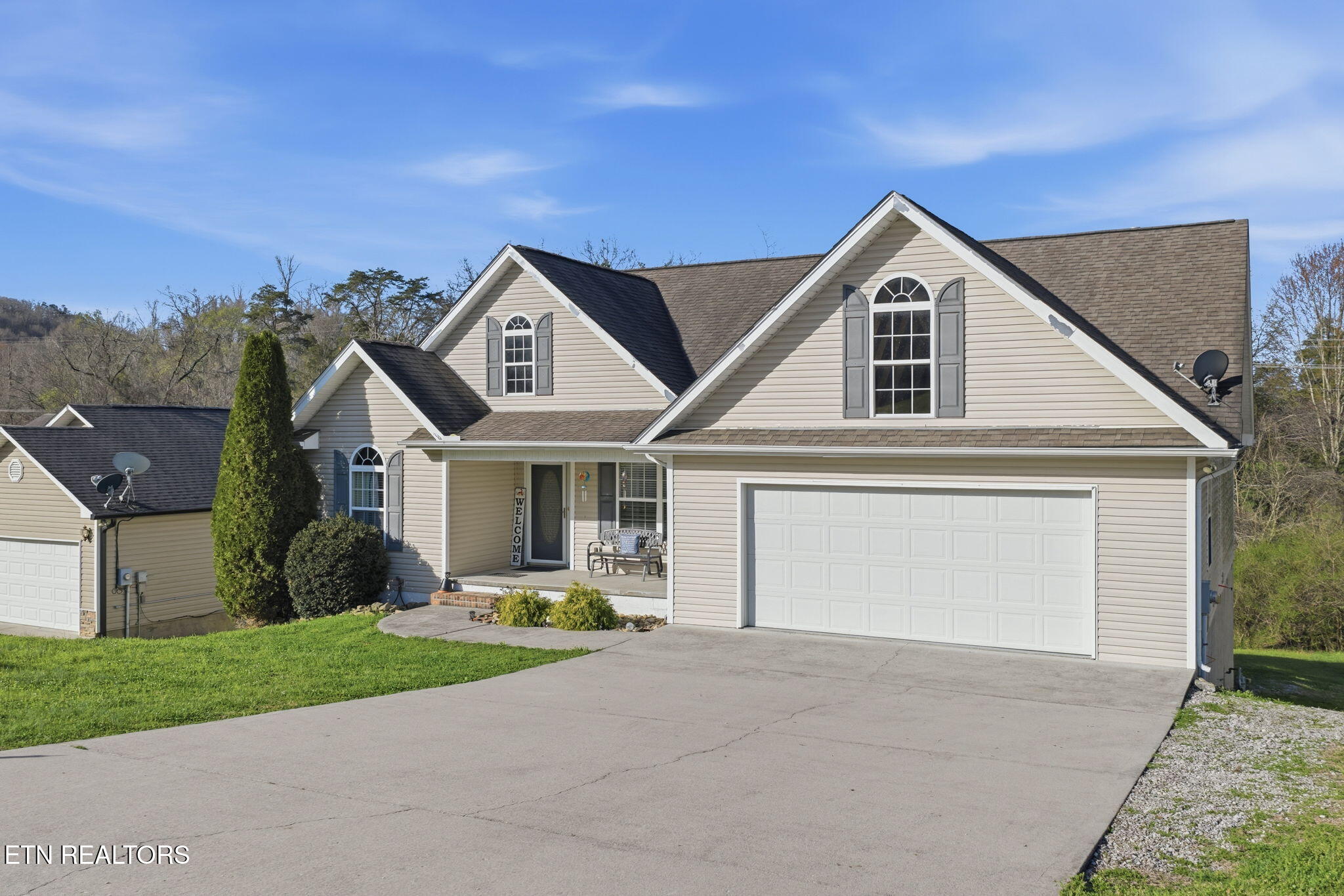 130 Flagstone Way Clinton, TN 37716 - Photo 1 of 44 1-web-or-mls-130 Flagstone--5