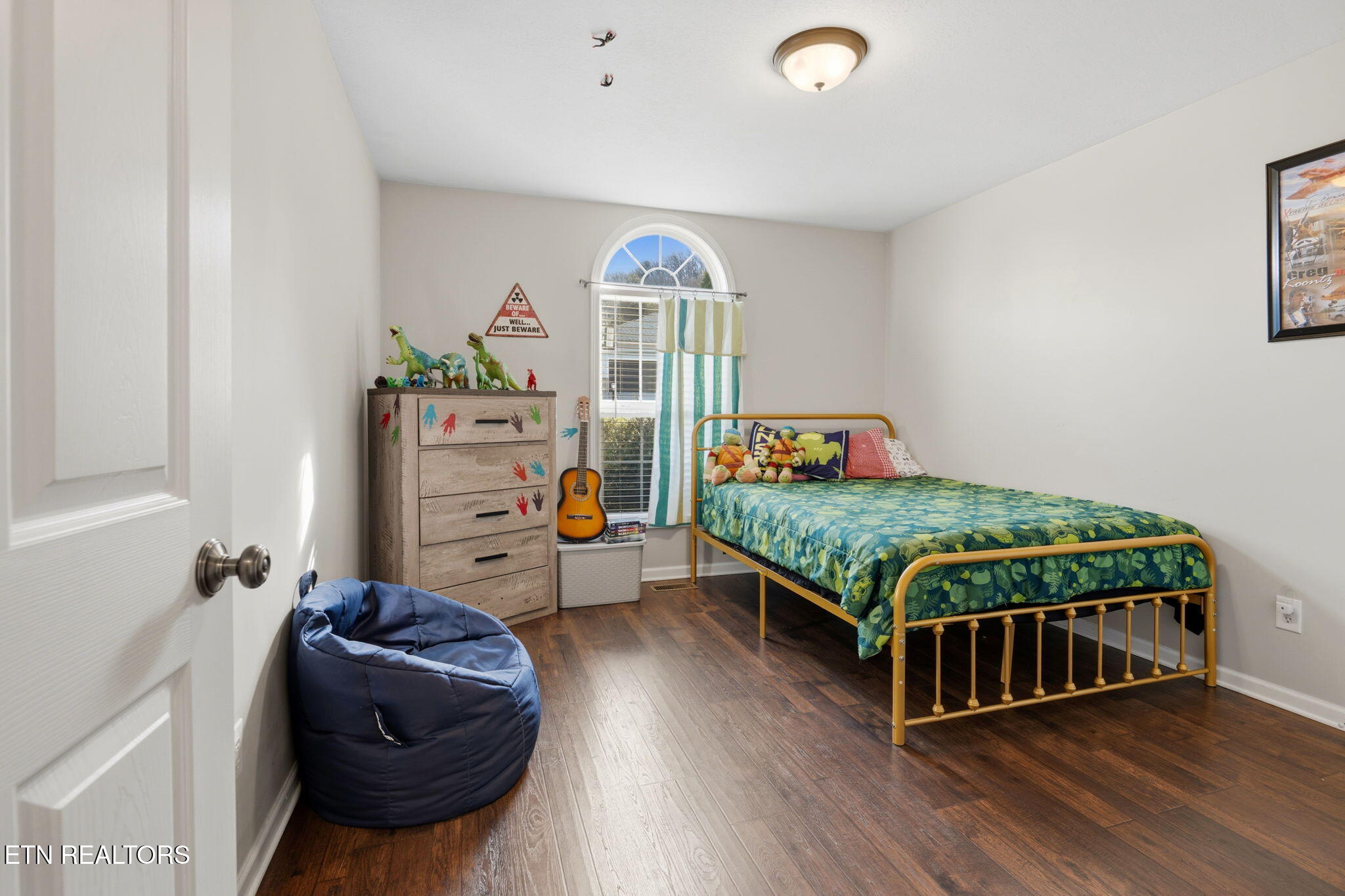 130 Flagstone Way Clinton, TN 37716 - Photo 28 of 44 2nd Bedroom