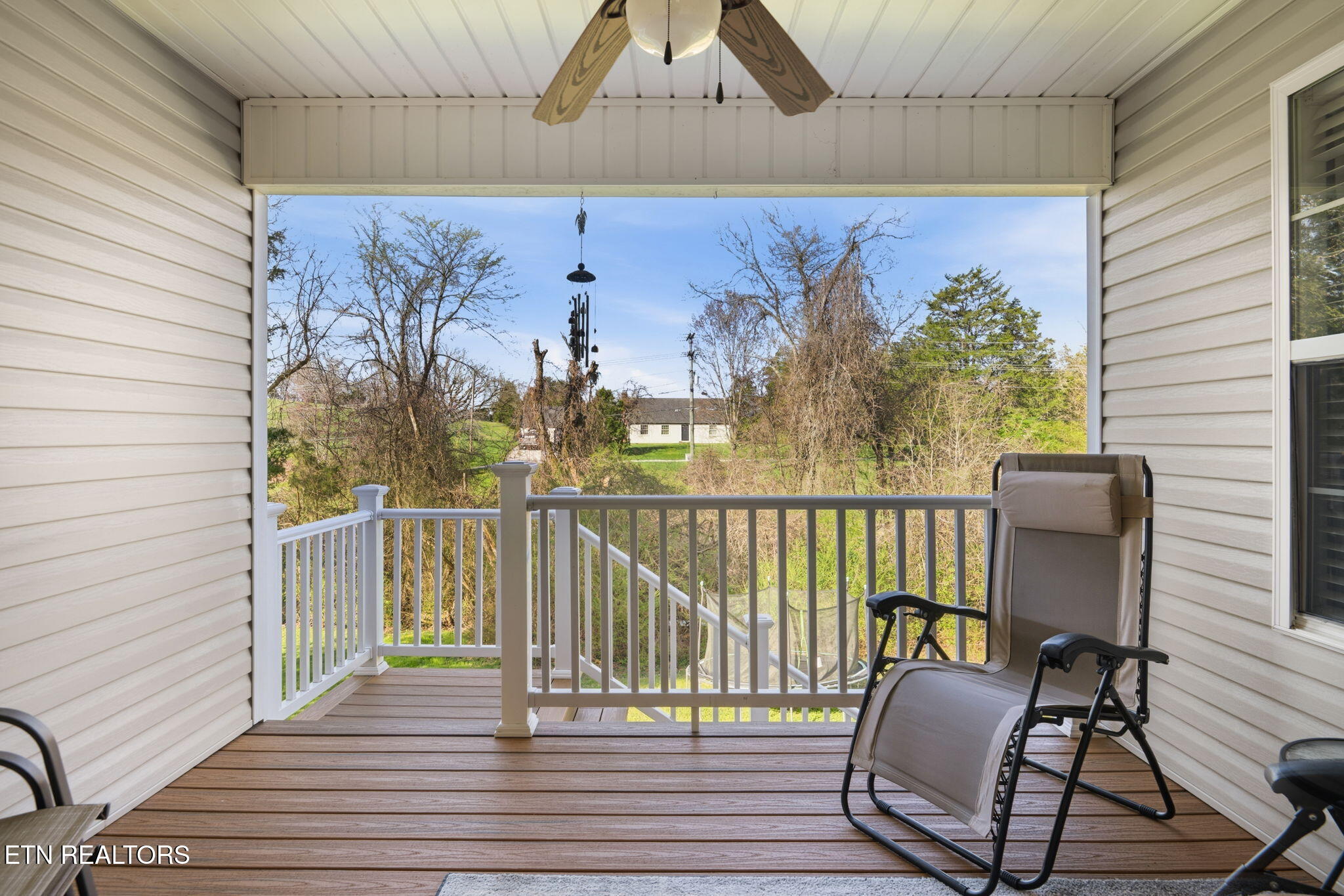130 Flagstone Way Clinton, TN 37716 - Photo 34 of 44 Covered Back Porch