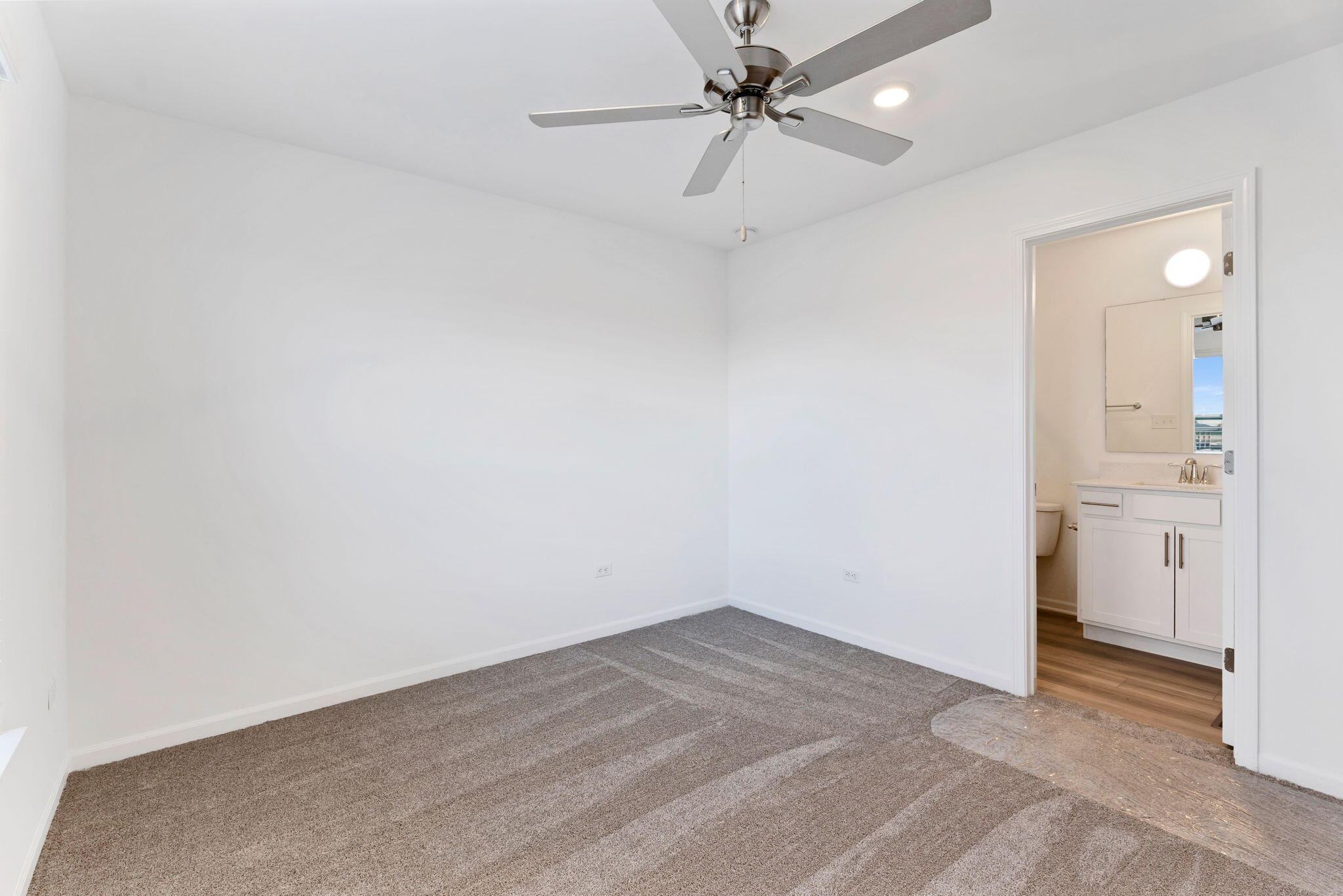 471 East 127th Place Crown Point, IN 46307 - Photo 15 of 27 an empty room with a bathroom and a shower