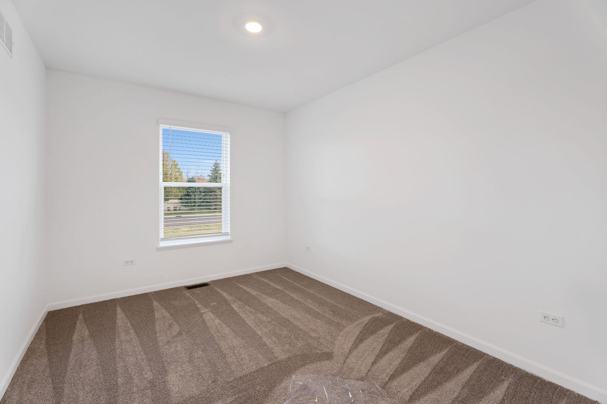 471 East 127th Place Crown Point, IN 46307 - Photo 20 of 27 a view of a room with a window
