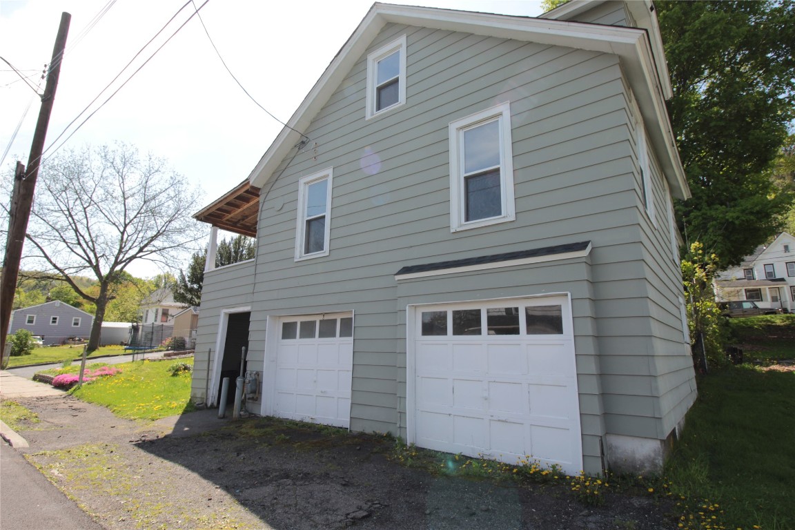 8 Sheldon Street Binghamton, NY 13903 - Photo 44 of 49