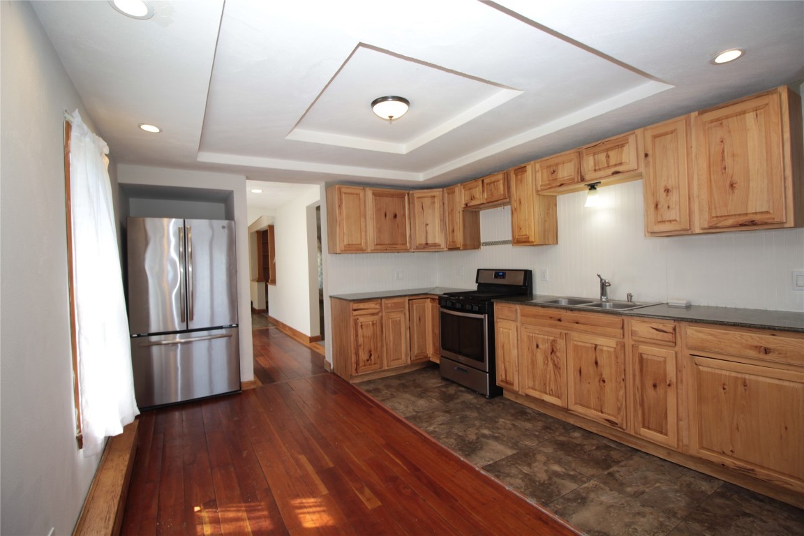 8 Sheldon Street Binghamton, NY 13903 - Photo 10 of 49