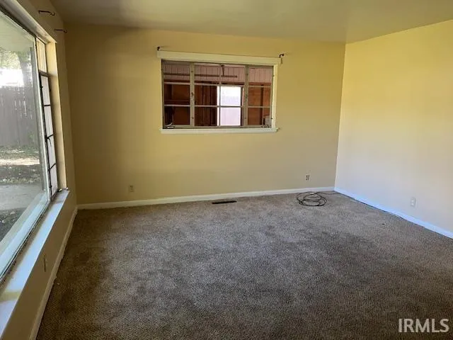 $1,395 | 3109 Bergdolt Road, Evansville, IN 47711