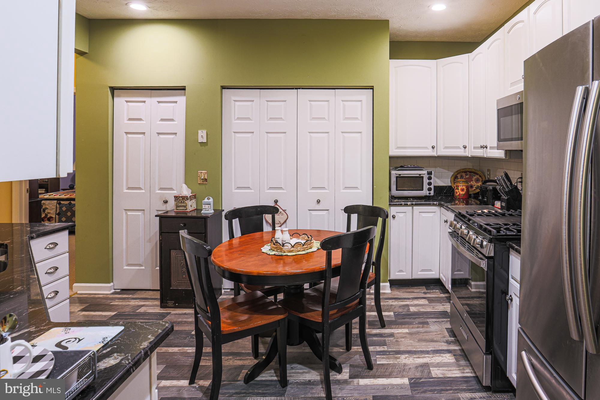 5246 Millfield Road, Unit 5246 Baltimore, MD 21237 - Photo 11 of 27 Kitchen