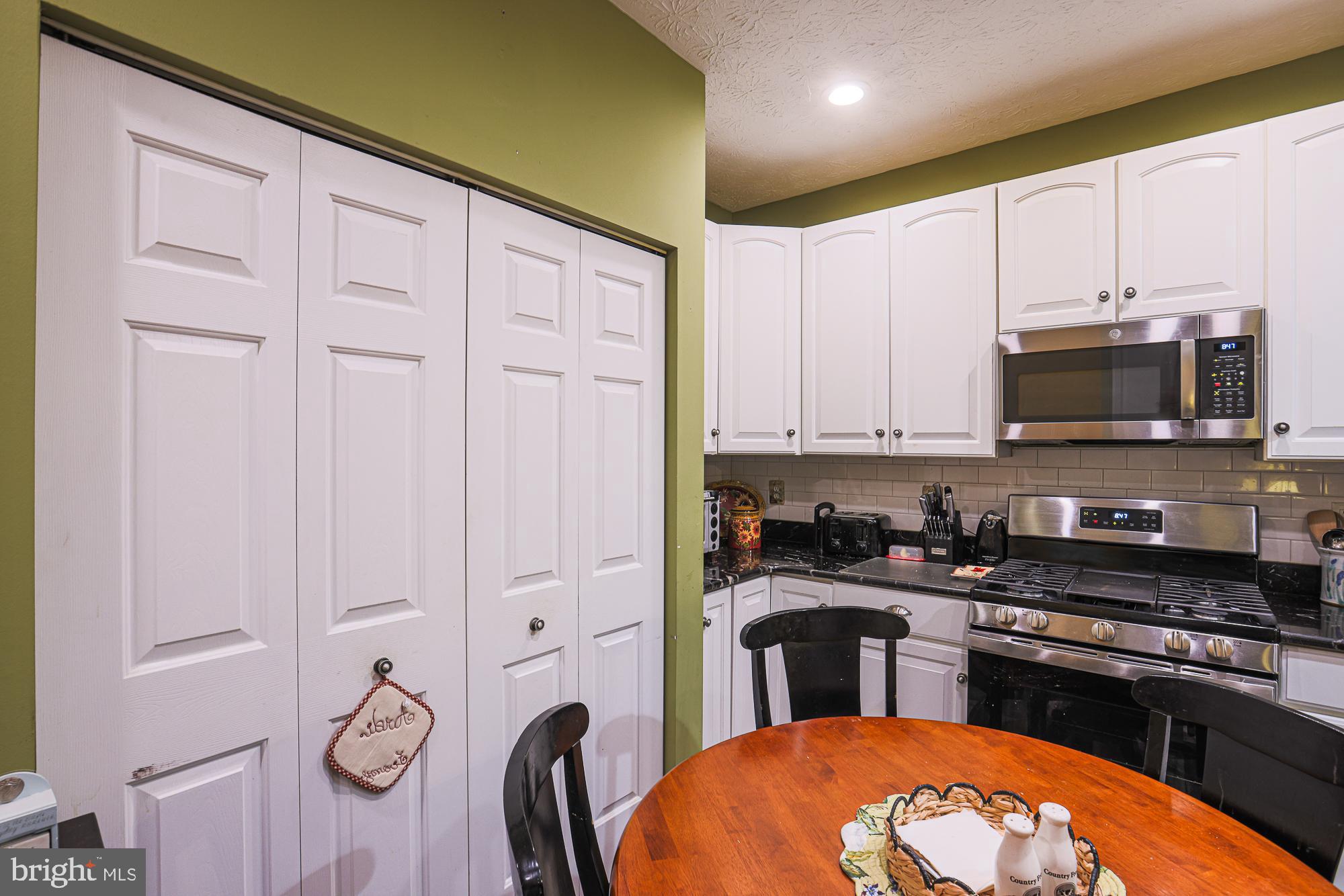 5246 Millfield Road, Unit 5246 Baltimore, MD 21237 - Photo 13 of 27 Kitchen