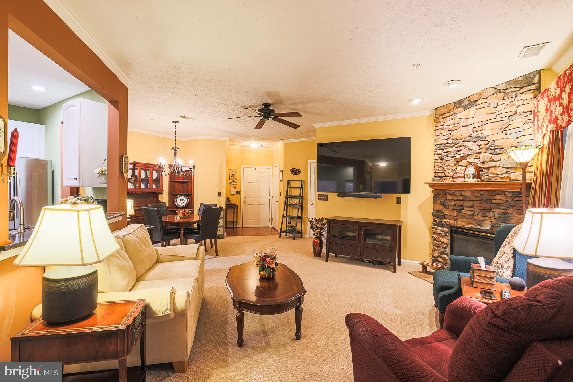 5246 Millfield Road, Unit 5246 Baltimore, MD 21237 - Photo 9 of 27 Living Room