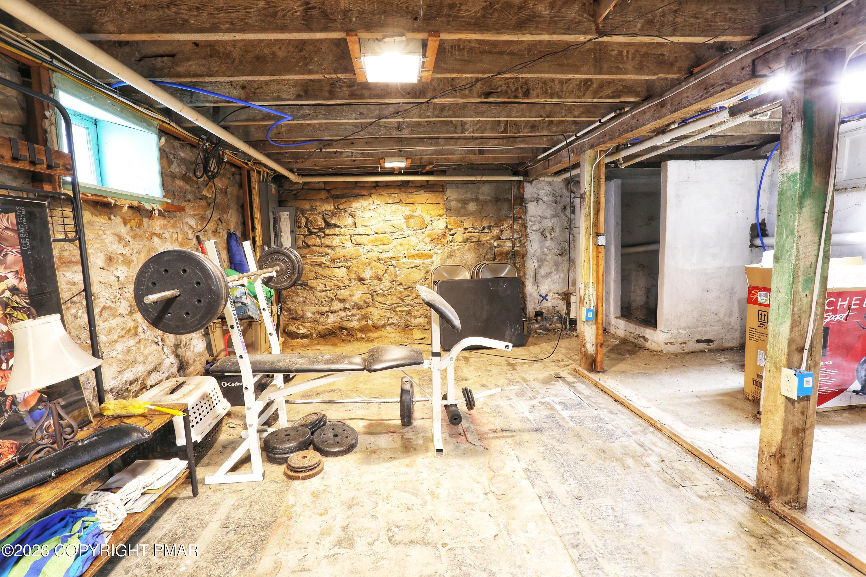 1229 Providence Road Scranton, PA 18508 - Photo 34 of 42 462A0071