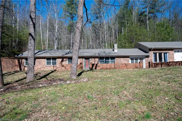 $330,000 | 8244 Highway 16, Millers Creek, NC 28651