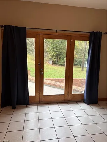 $392,000 | 8244 Highway 16, Millers Creek, NC 28651