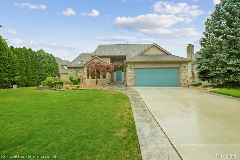 2211 South Shore Court Rochester Hills, MI 48307 - Photo 2 of 48