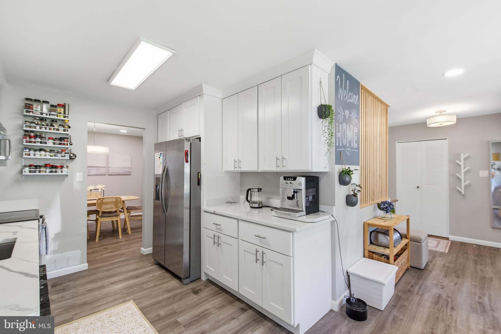 6401 Limerick Court Springfield, VA 22152 - Photo 20 of 56 Kitchen view 4