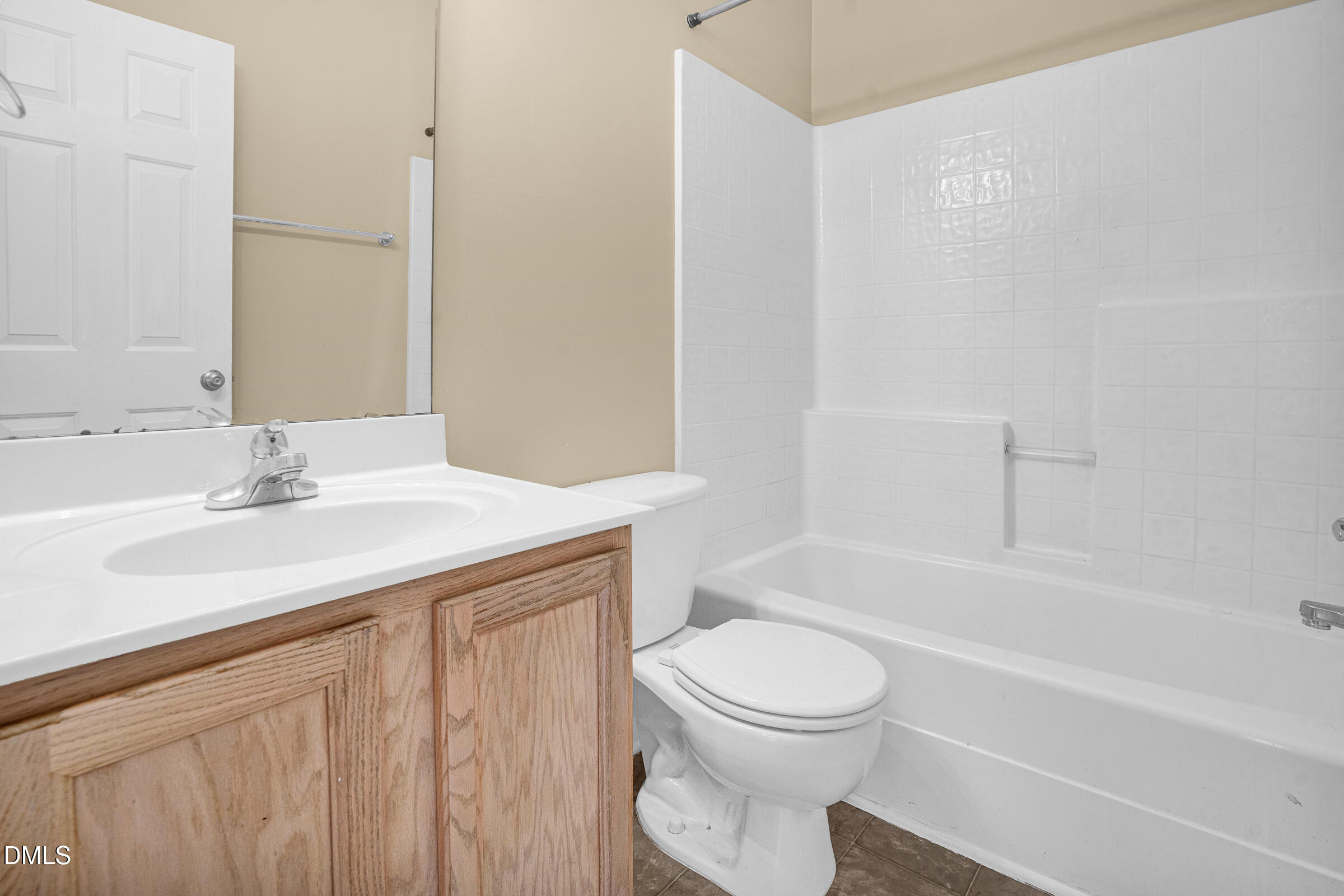 4611 Centrebrook Circle Raleigh, NC 27616 - Photo 8 of 28 DSC08333