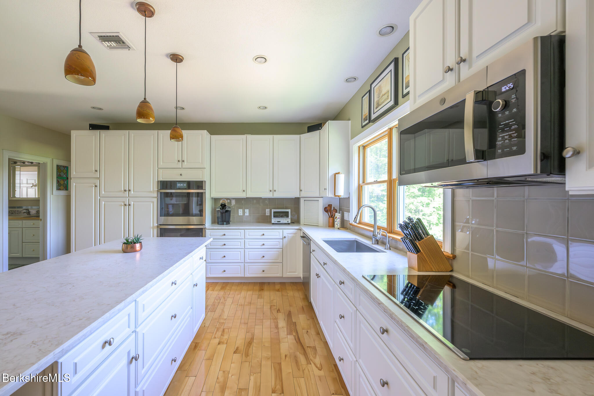 254 Harrington Road Otis, MA 01253 - Photo 20 of 64 KITCHEN