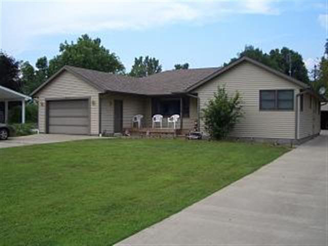 411 Hackett Road Goshen, IN 46528 - Photo 1 of 9 Gallery Image 1