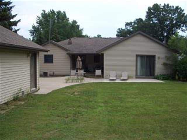 411 Hackett Road Goshen, IN 46528 - Photo 5 of 9 Gallery Image 5