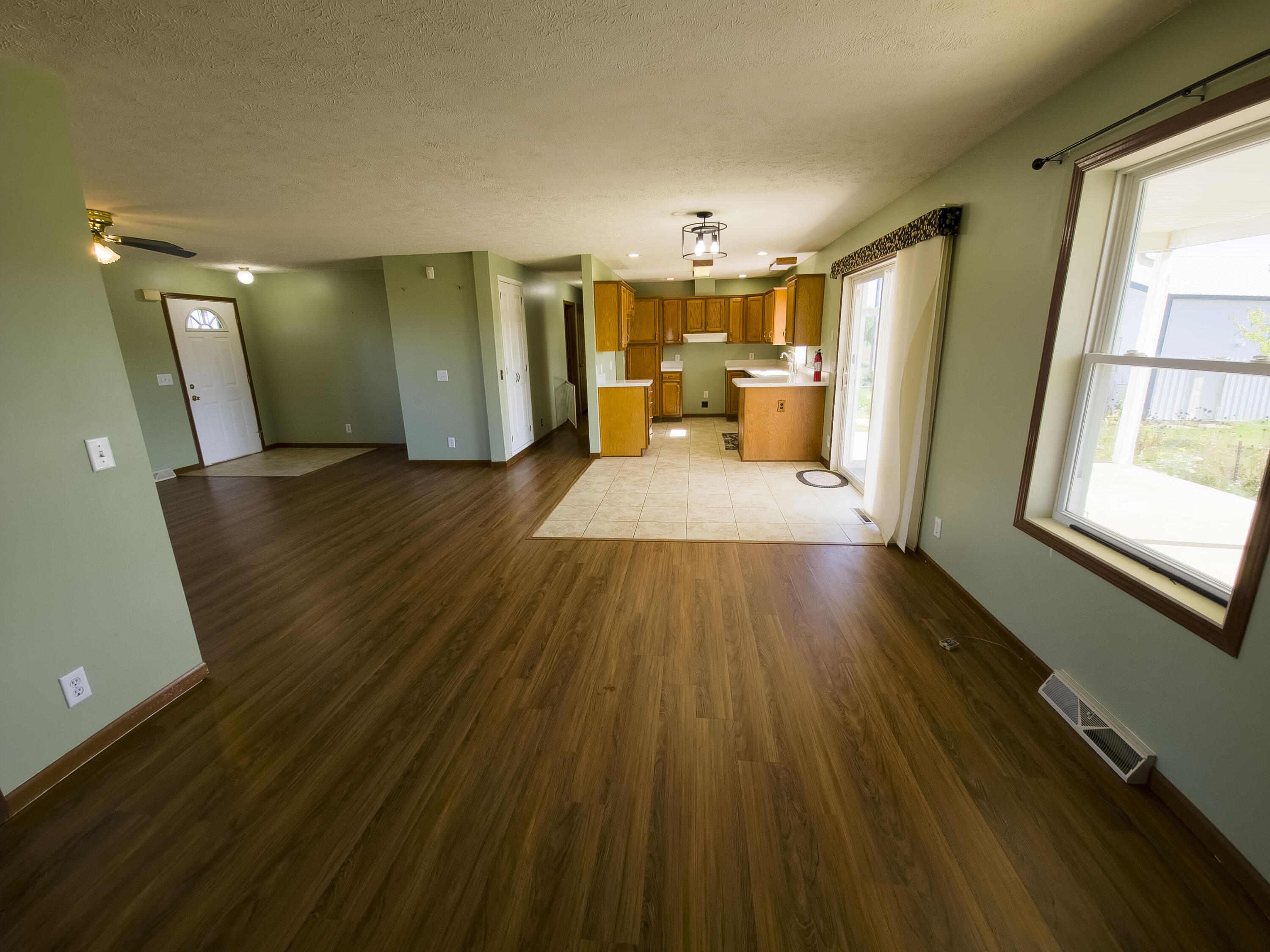 13521 Broom Road, Unit B Waldron, MI 49288 - Photo 23 of 47 20241003_135524
