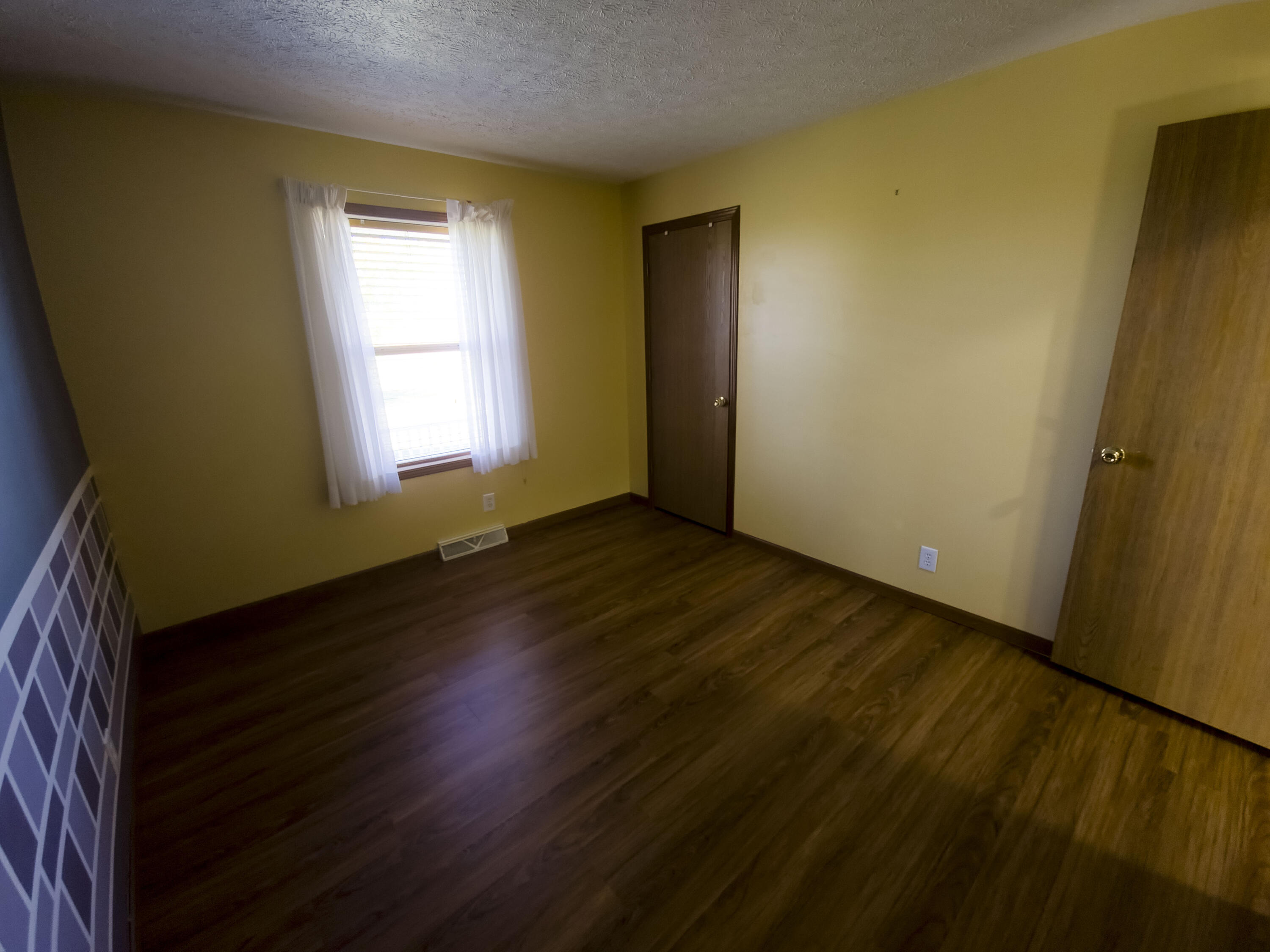 13521 Broom Road, Unit B Waldron, MI 49288 - Photo 35 of 47 20241003_135246