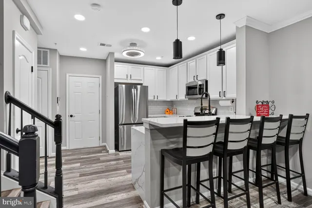 $489,000 | 42598 Cardinal Trace Terrace, Brambleton, VA 20148