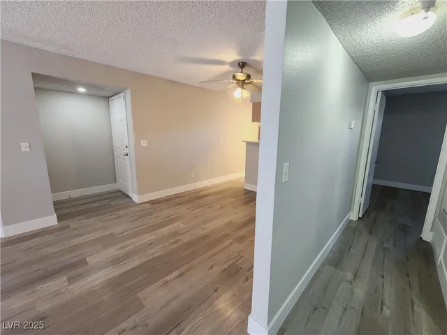 $1,299 | 2750 South Durango Drive, Unit 1049, Las Vegas, NV 89117